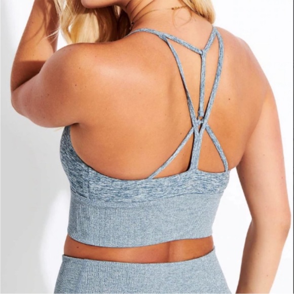 ALO Yoga Alosoft Set Bra and Leggings - Picture 5 of 14